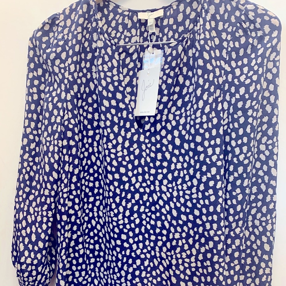 Joie silk shirt Xs with tags still attached
